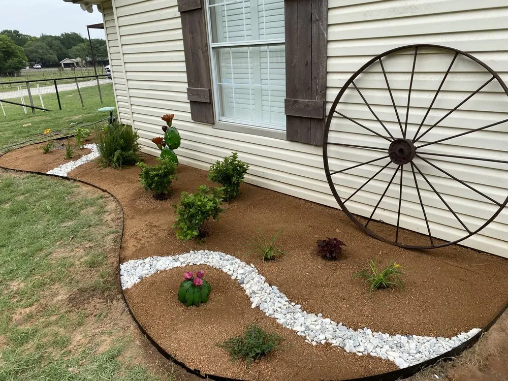 Top-rated yard maintenance in Azle, TX by Eguez Landscaping
