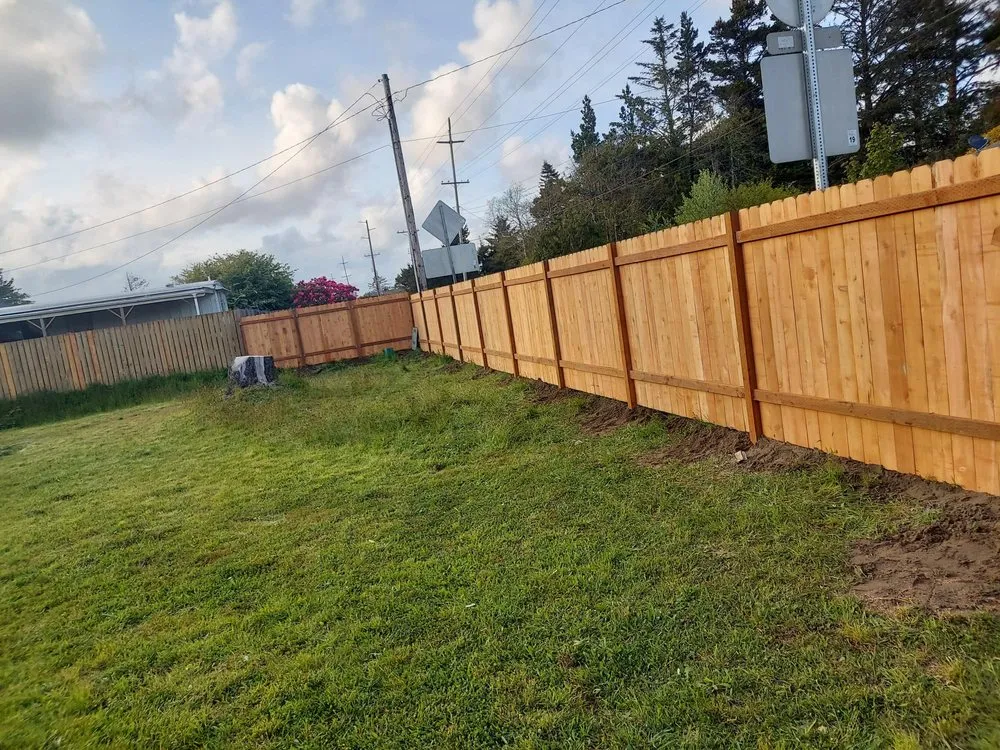 Professional garden landscaping in Aberdeen, WA - E&H landscape service