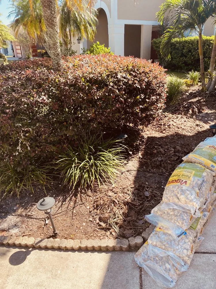 Trusted garden landscaping in Orlando, FL by E&H Lawn Services