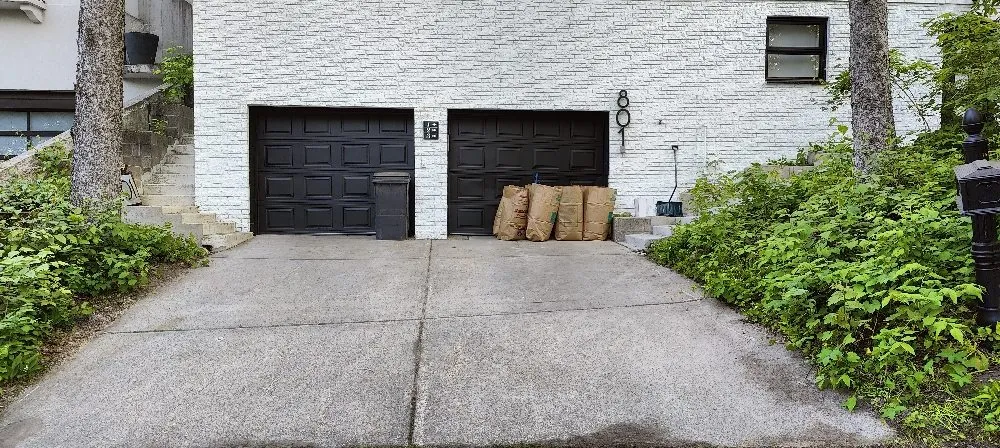 Top-rated lawn mowing service experts serving Minneapolis, MN - E&H Lawncare and Snow Removal