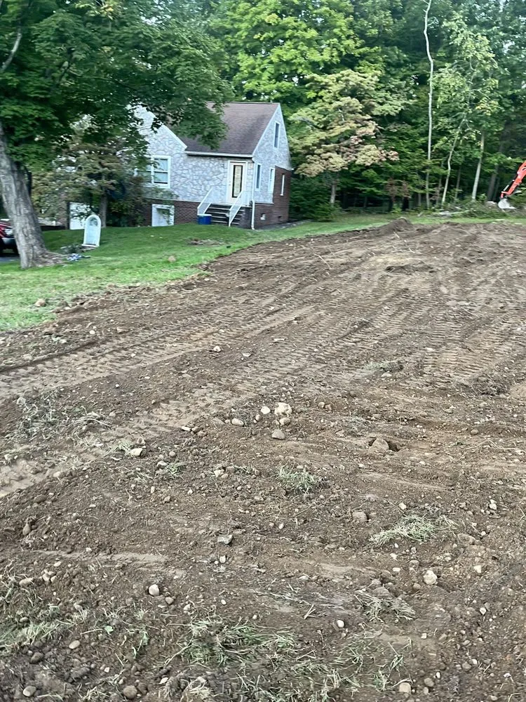 Professional lawn care service in Peekskill, NY - E&H Tree Service/ Landscaping