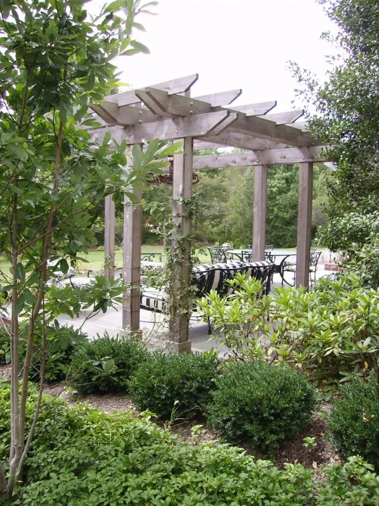 Top-rated landscape installation for residential properties across Cheswick, PA - Eichenlaub