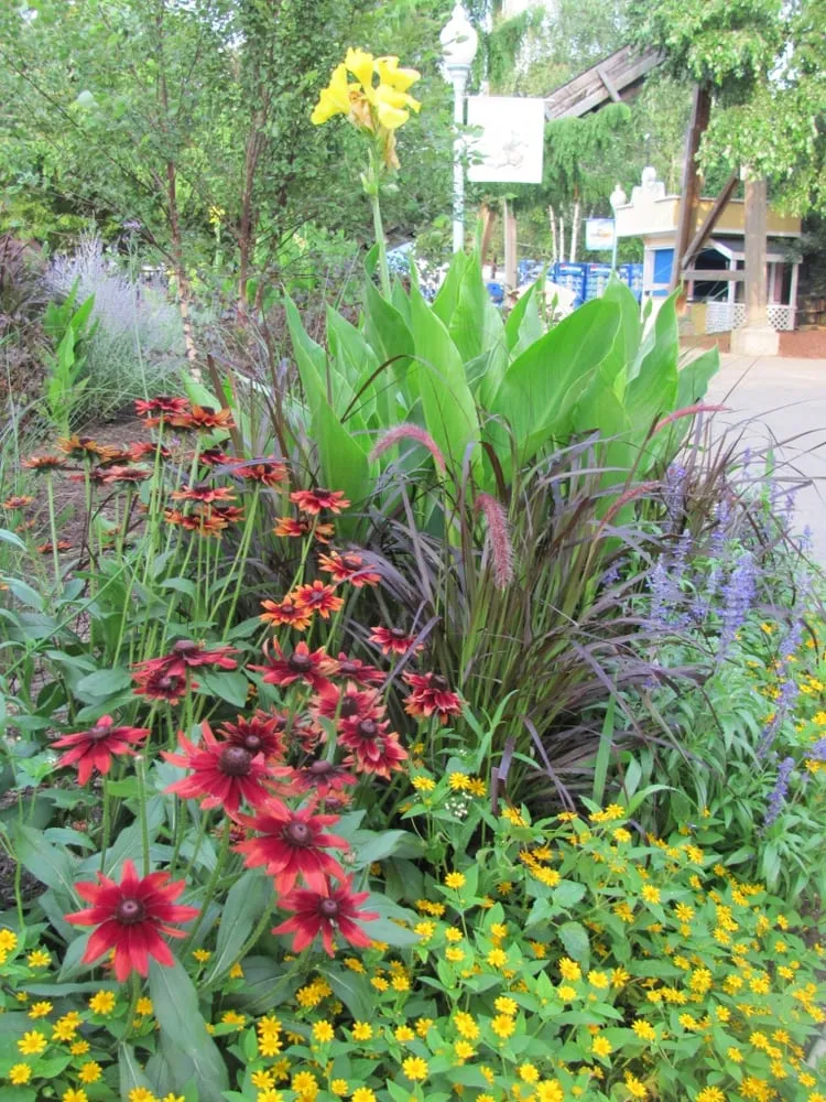 Expert landscape design in Cheswick, PA - Eichenlaub