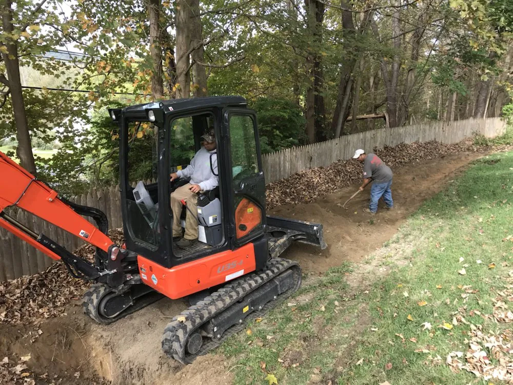 Trusted garden landscaping experts serving New Fairfield, CT - Eight 4 Five Services