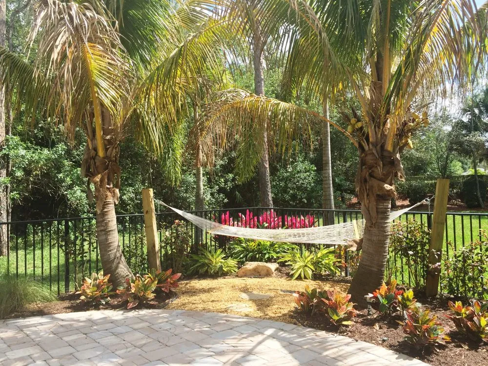 Top-rated yard maintenance in Palm city, FL by Eileen G Designs
