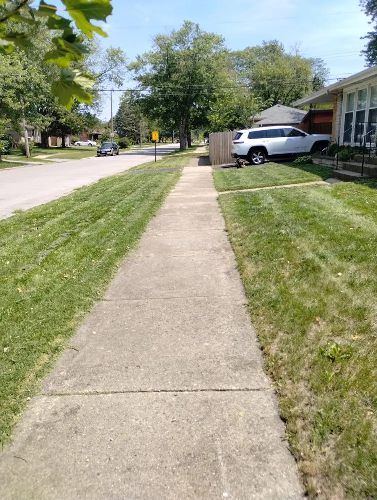 Custom garden landscaping for residential properties in Gary, IN by EJ And Son's Lawncare