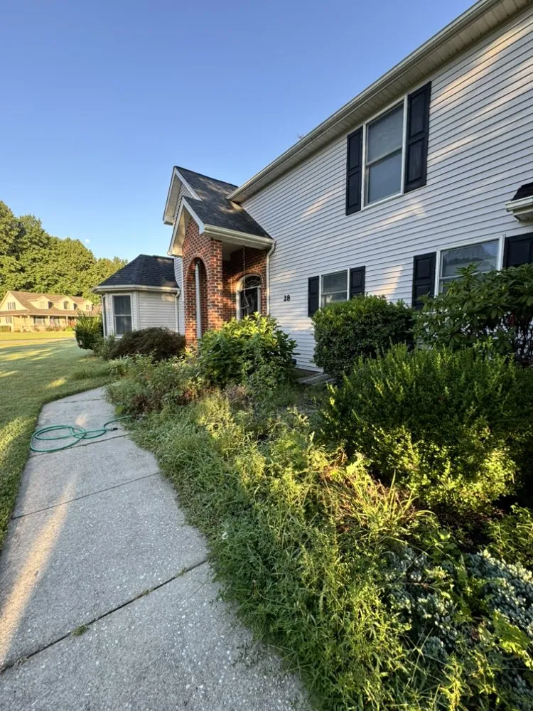 Local residential landscaping in Harbeson, DE - E&J Cleaning Solutions