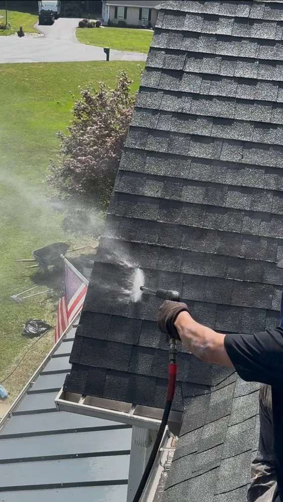 Trusted lawn care service experts serving Harbeson, DE - E&J Cleaning Solutions