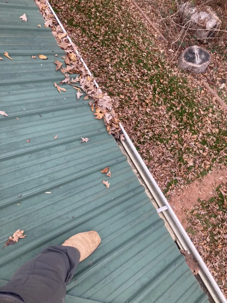 Affordable yard cleanup service for beautiful yards in Inman, SC by E&J Landscaping