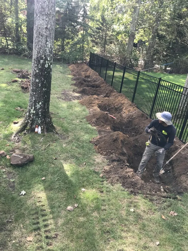 Reliable lawn care service in Norwalk, CT - Ej Landscaping Service