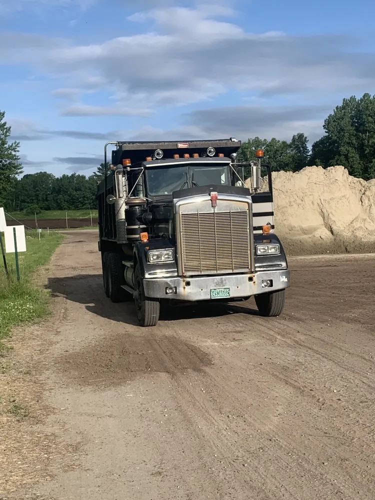 Affordable garden landscaping experts serving Middlebury, VT - EJL Hauling and Land works