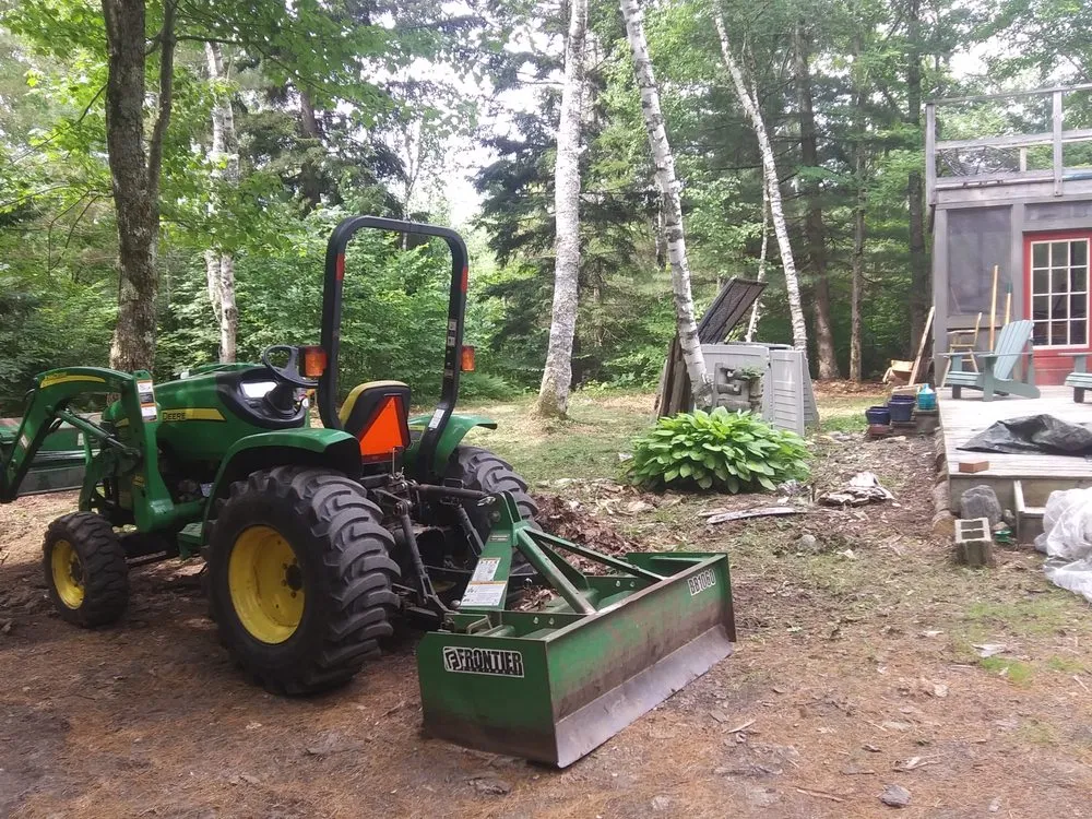 Professional yard maintenance in Middlebury, VT - EJL Hauling and Land works