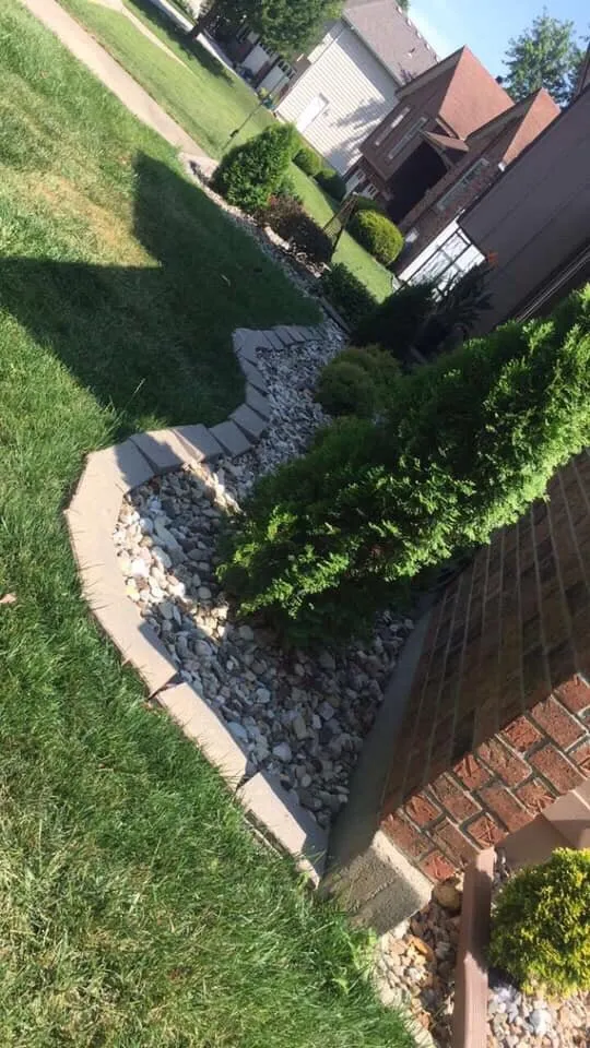 Trusted garden landscaping experts serving Lenexa, KS - EJQ Landscape & Tree Services
