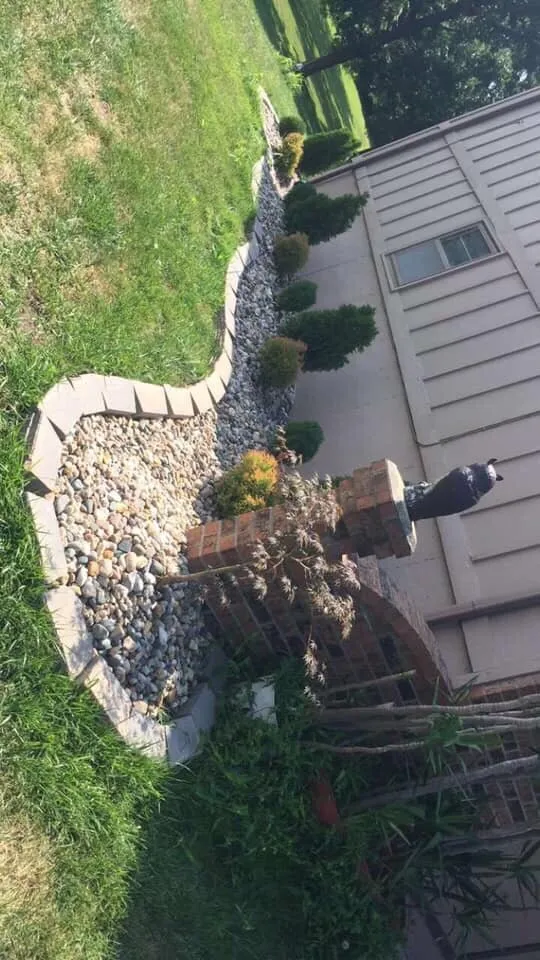 Professional landscaping services experts serving Lenexa, KS - EJQ Landscape & Tree Services