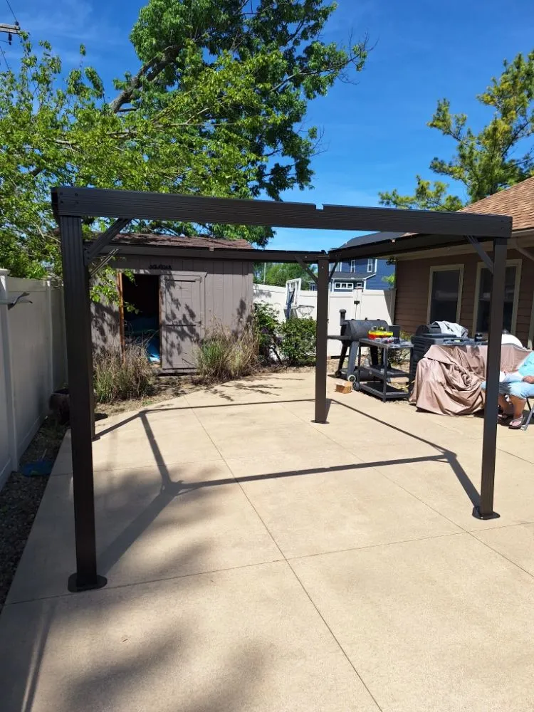 Custom yard cleanup service in Washington Court House, OH by EJ's Lawn Care