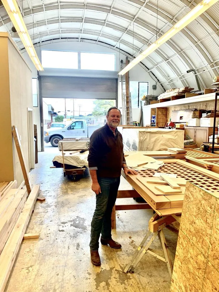 Expert yard cleanup service in Burlingame, CA by Ek Construction