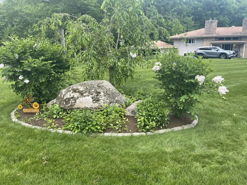 Custom yard maintenance in Amherst, NH by Ekstrom Lawn Care