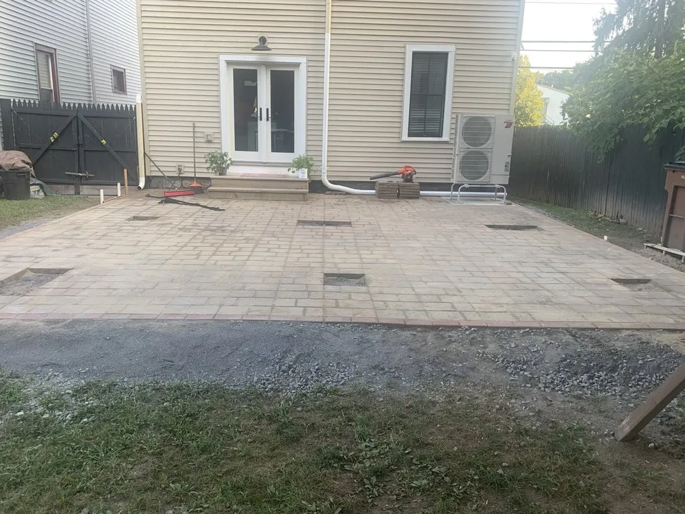 Custom yard cleanup service in Kingston, NY - El Amigo Landscaping