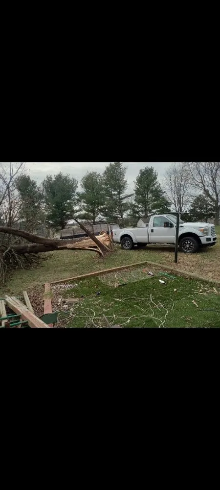 Top-rated yard cleanup service experts serving Cochranville, PA - El Bosque Landscaping Services