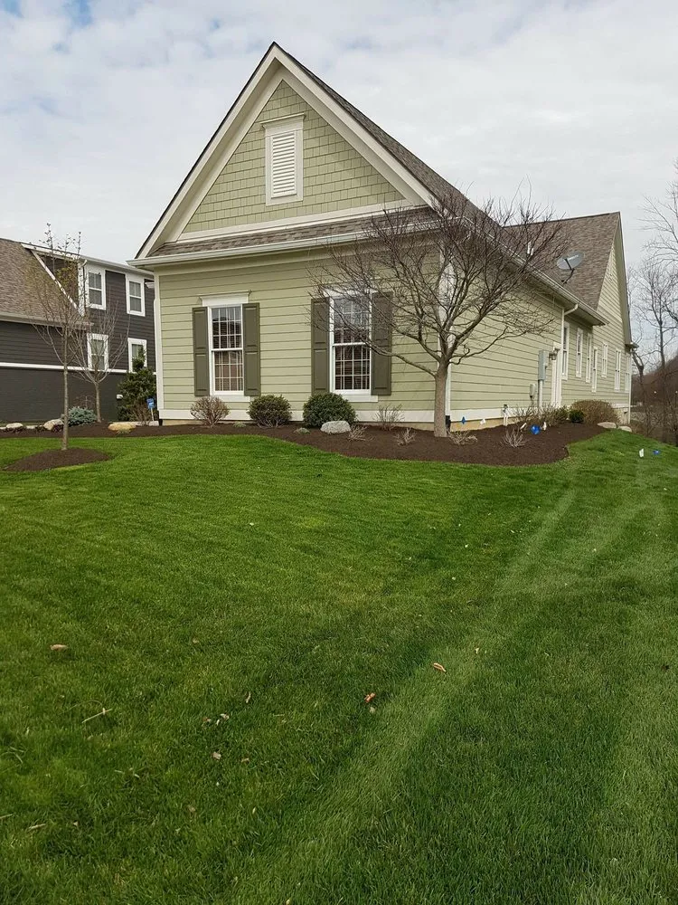 Custom landscape design experts serving Indianapolis, IN - El Chico Landscaping