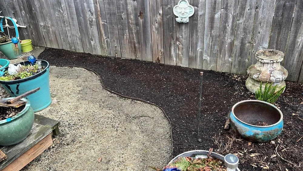 Local lawn care service in White City, OR by El Chino Tree Service & Lawn Care