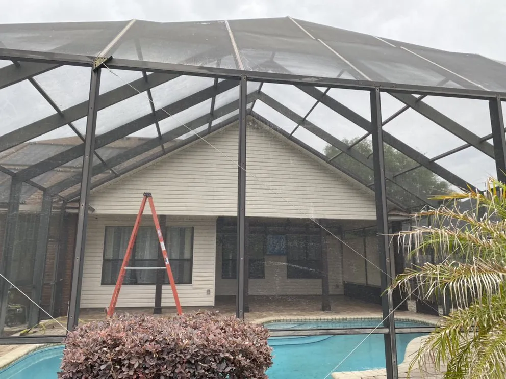 Custom lawn mowing service experts serving Middleburg, FL - El Cubanito's Lawn And Landscaping Services