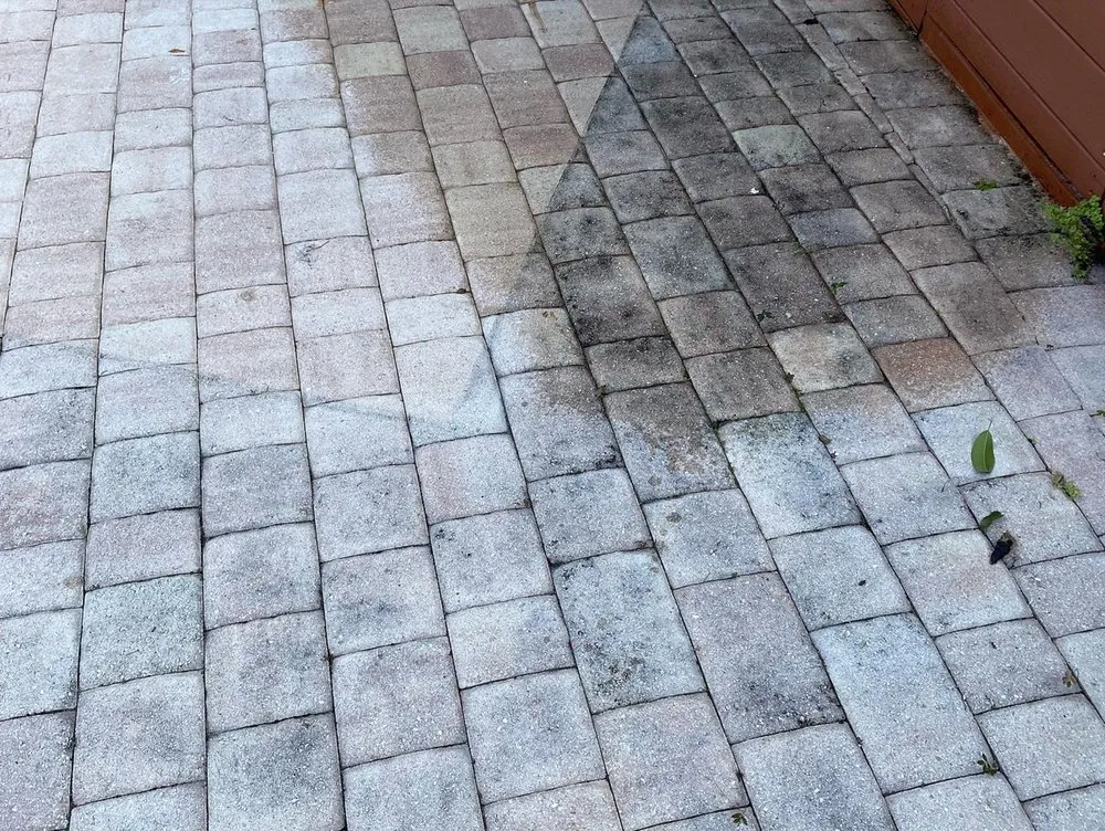 Professional lawn mowing service near you across Middleburg, FL - El Cubanito's Lawn And Landscaping Services