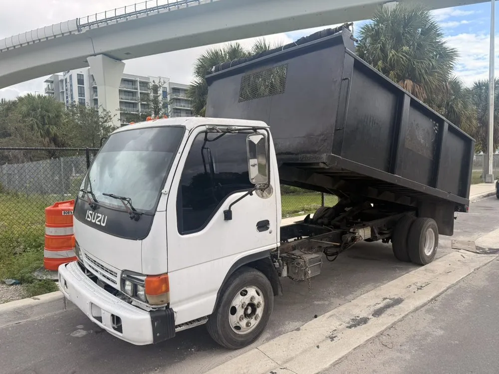 Affordable residential landscaping in Doral, FL by El Duo Dinamico