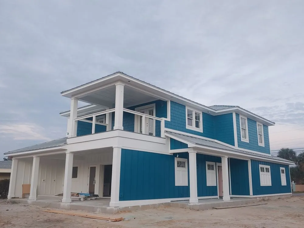 Professional yard maintenance in Fort Walton Beach, FL - El Fenix Construction