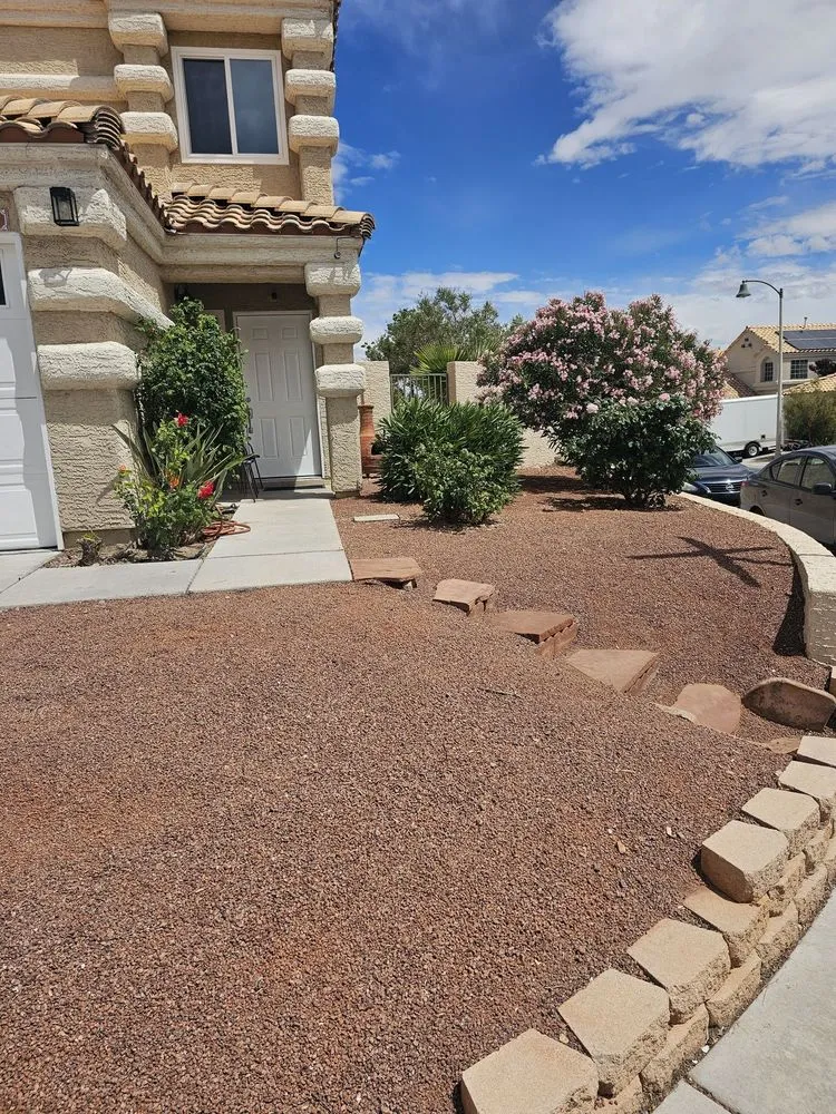 Custom outdoor landscaping experts serving Mesquite, NV - El Gallo