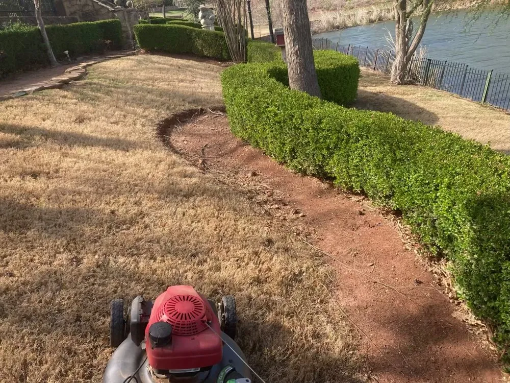 Reliable yard cleanup service for outdoor upgrades in Lawton, OK by EL Gallo’s Landscaping