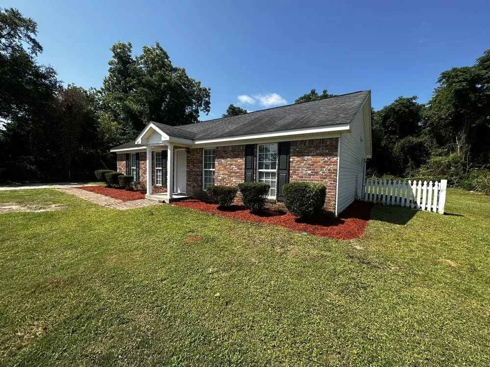 Local landscape installation for homes in Augusta, GA by El Jefe Landscaping