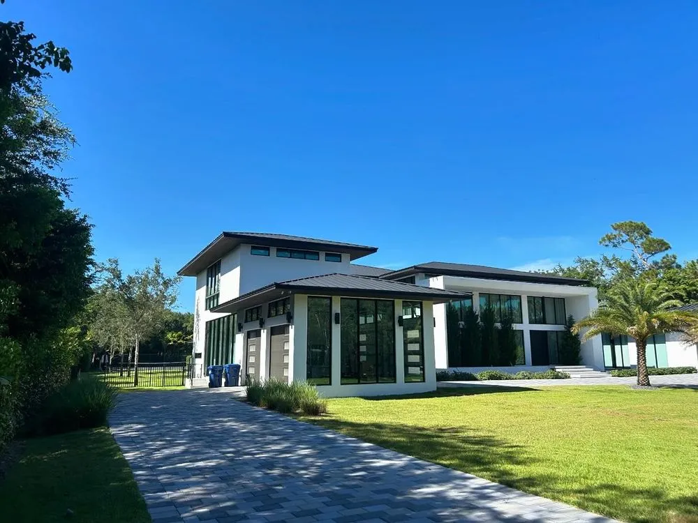 Trusted yard maintenance in Miami, FL by El Jicaro