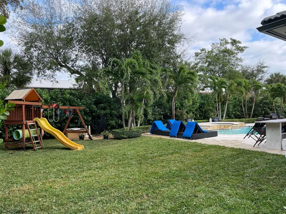 Affordable residential landscaping for year-round maintenance across Miami, FL - El Jicaro