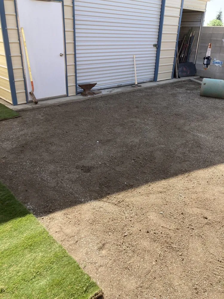 Trusted yard cleanup service in Bakersfield, CA - El Maguey Landscaping