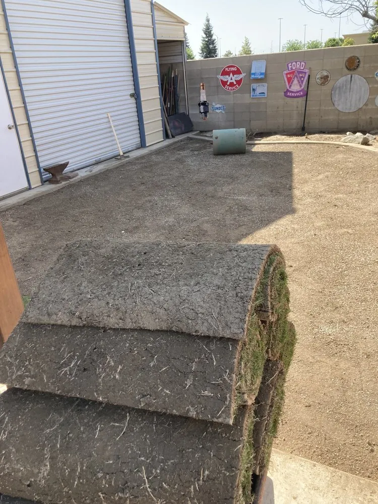 Trusted yard maintenance experts serving Bakersfield, CA - El Maguey Landscaping