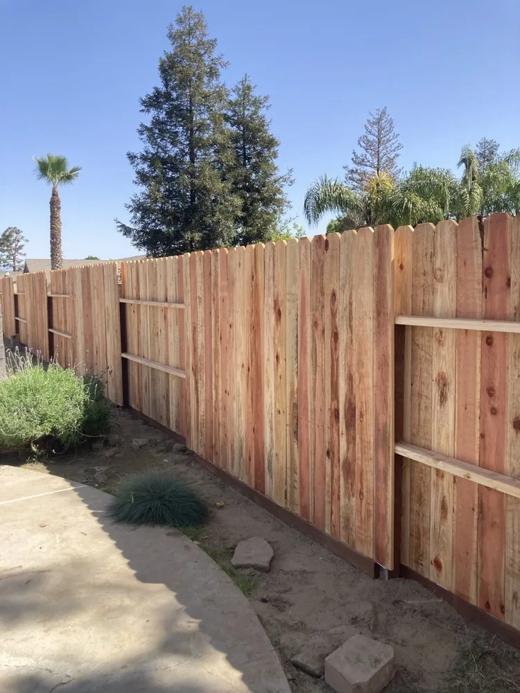Expert yard maintenance in Bakersfield, CA by El Maguey Landscaping