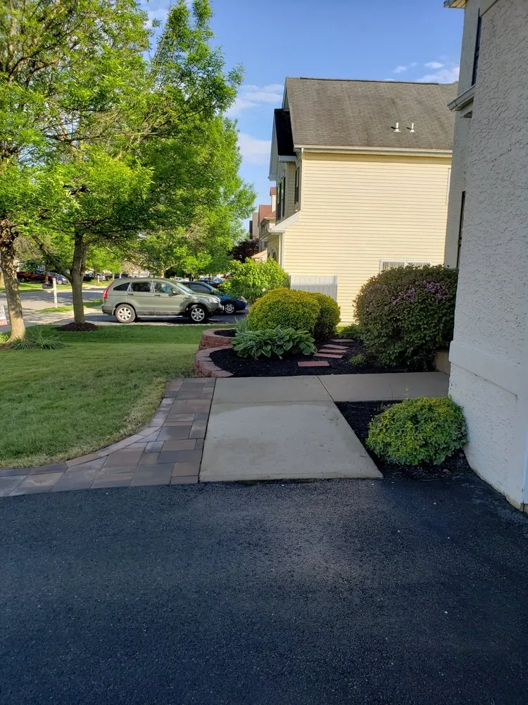 Trusted garden landscaping experts serving Phillipsburg, NJ - El Olan Cleaning Services