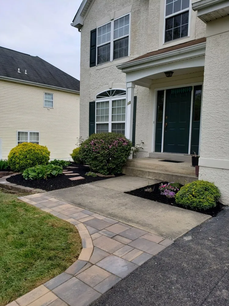 Expert outdoor landscaping experts serving Phillipsburg, NJ - El Olan Cleaning Services