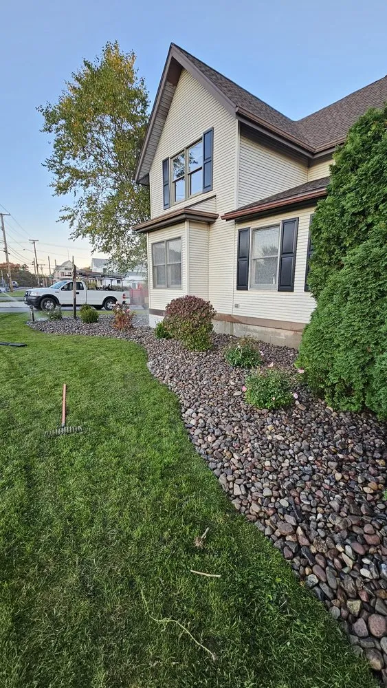 Top-rated landscaping services experts serving Geneva, NY - El Paisano Landscaping