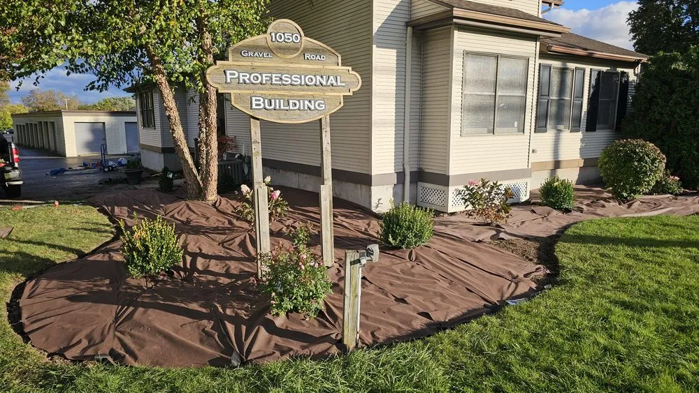 Custom lawn mowing service experts serving Geneva, NY - El Paisano Landscaping