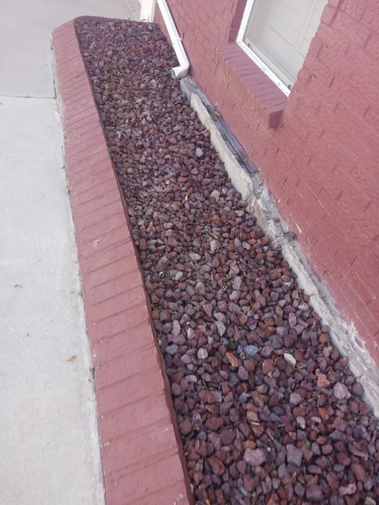 Top-rated lawn care service in El Paso, TX by El Paso Landscaping