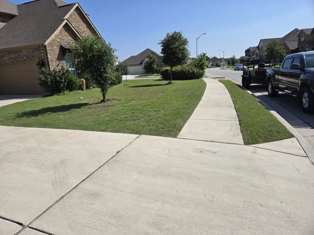 Top-rated yard maintenance for outdoor upgrades across Austin, TX - El Quetzal Lawn & Landscaping