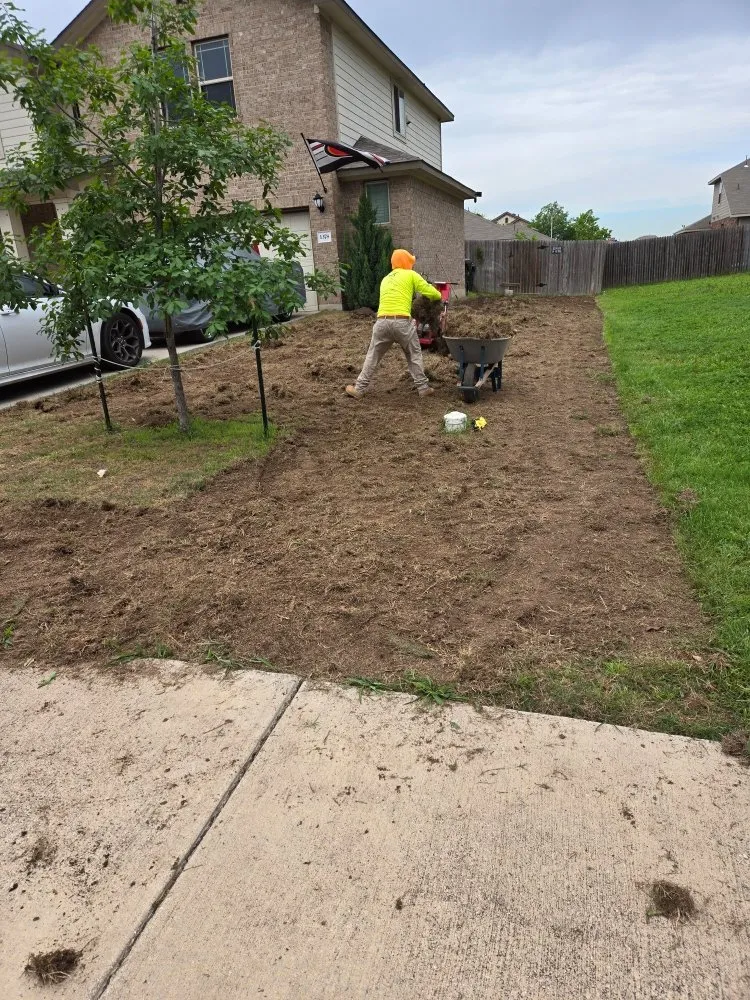 Top-rated yard maintenance for beautiful yards across Austin, TX - El Quetzal Lawn & Landscaping