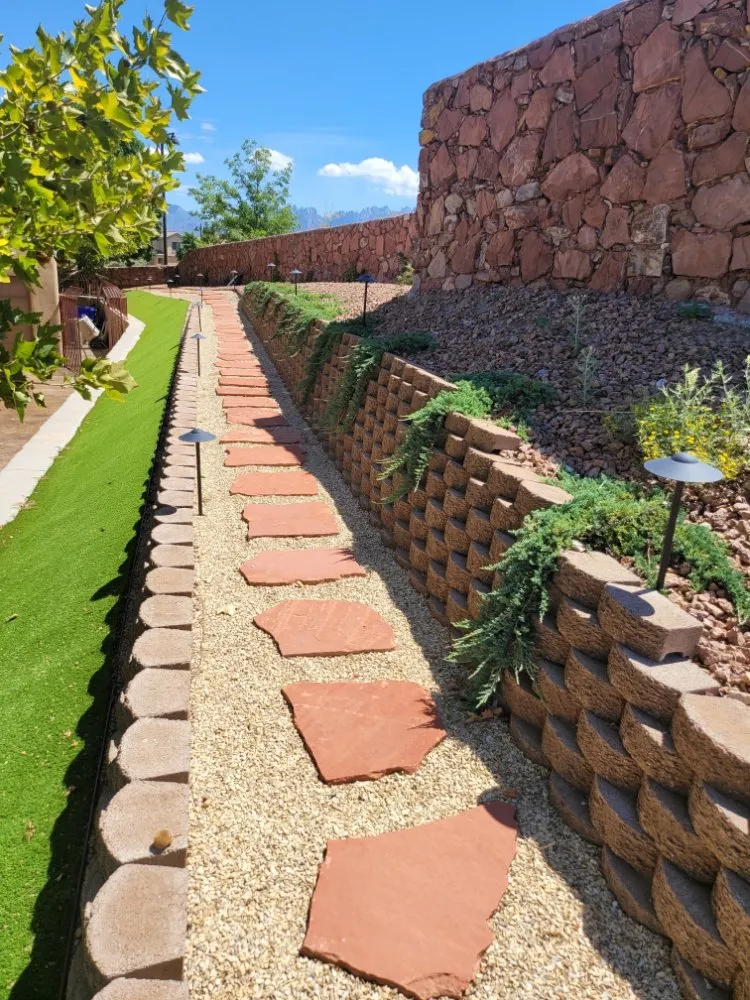 Local lawn care service for homes in Las Cruces, NM by El senor landscaping
