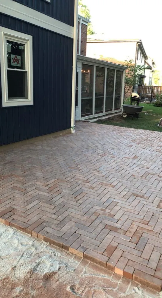 Trusted garden landscaping for residential properties in Chicago, IL by El Tecomate Landscaping