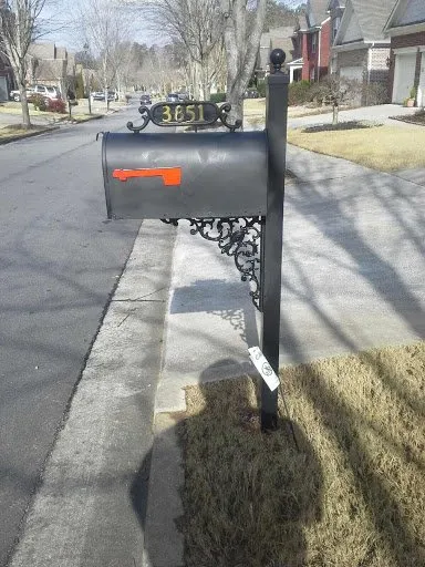 Affordable yard cleanup service for beautiful yards in Lawrenceville, GA by E&L Tree Experts