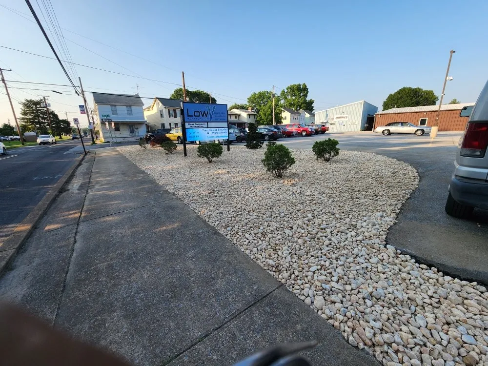 Expert garden landscaping near you in Highspire, PA by El Vali's Landscaping & Lawn care.