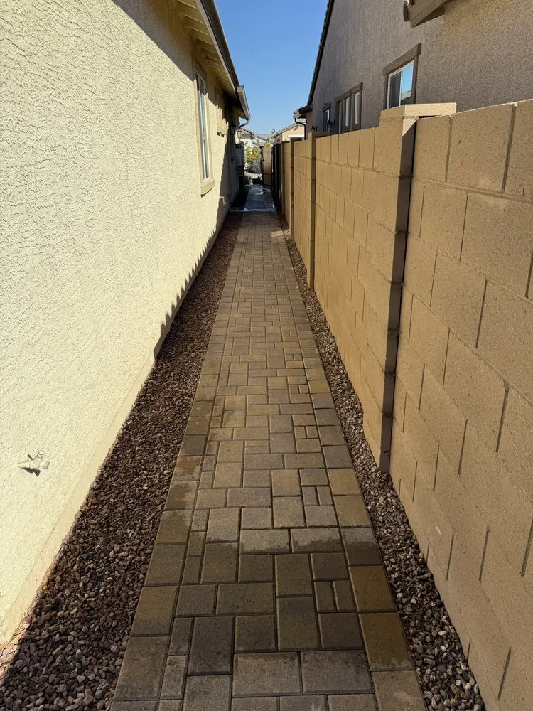 Affordable yard cleanup service in Maricopa, AZ by El Valle Landscaping Service