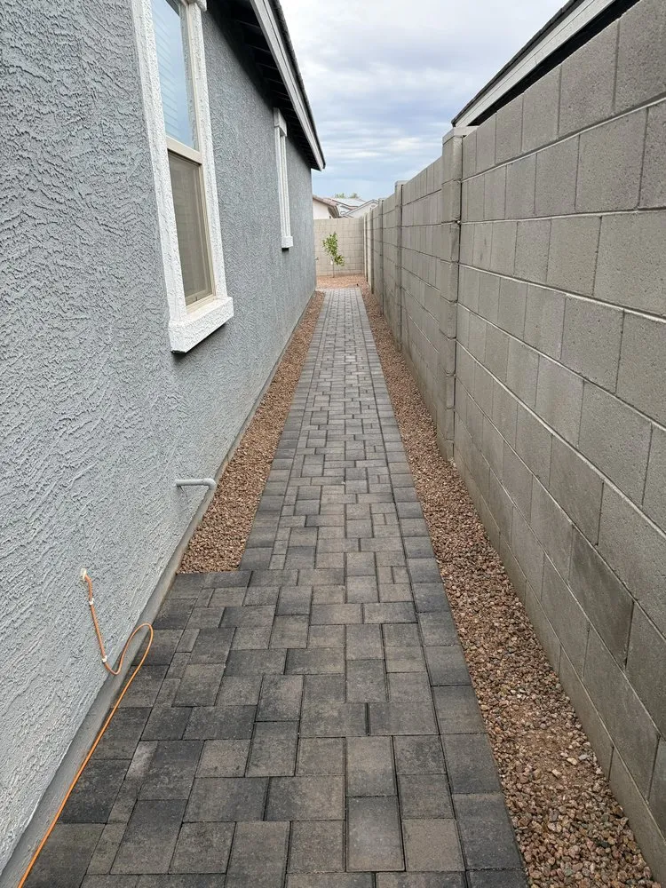 Professional yard cleanup service in Maricopa, AZ - El Valle Landscaping Service